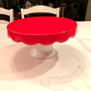 Cake Stand Red White Scalloped border